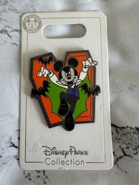 Disney | NWT Mickey Vampire Pin